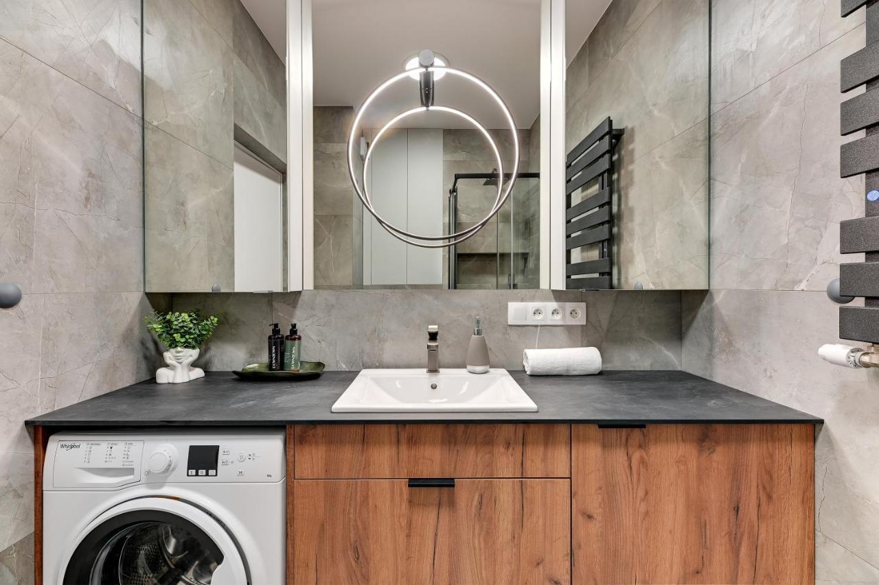 Doki Living & Foodhall By Downtown Apartments Γκντανσκ Εξωτερικό φωτογραφία