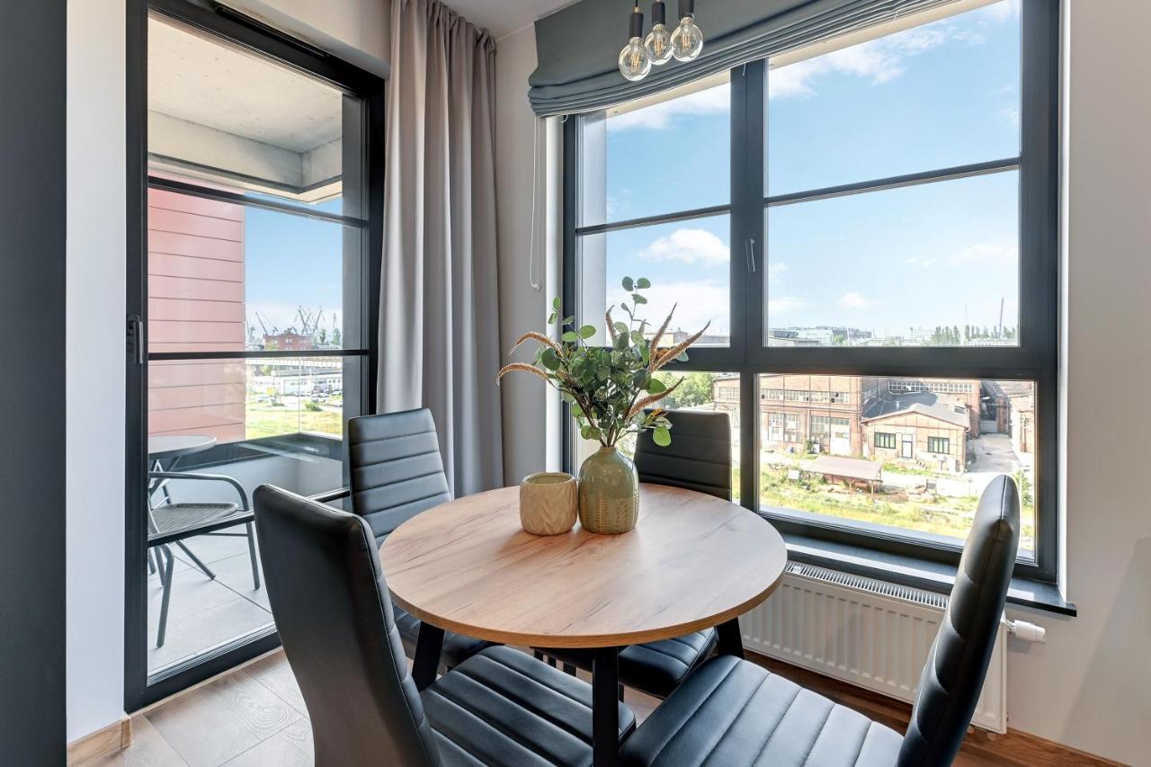 Doki Living & Foodhall By Downtown Apartments Γκντανσκ Εξωτερικό φωτογραφία
