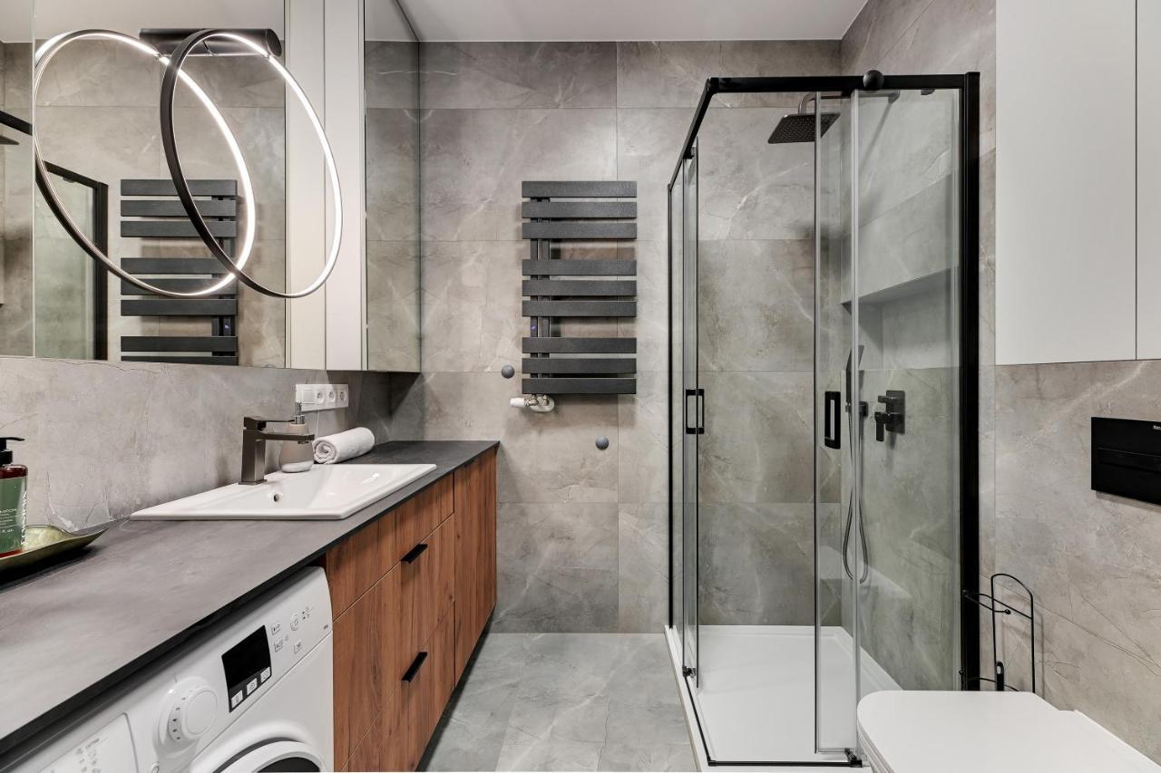 Doki Living & Foodhall By Downtown Apartments Γκντανσκ Εξωτερικό φωτογραφία