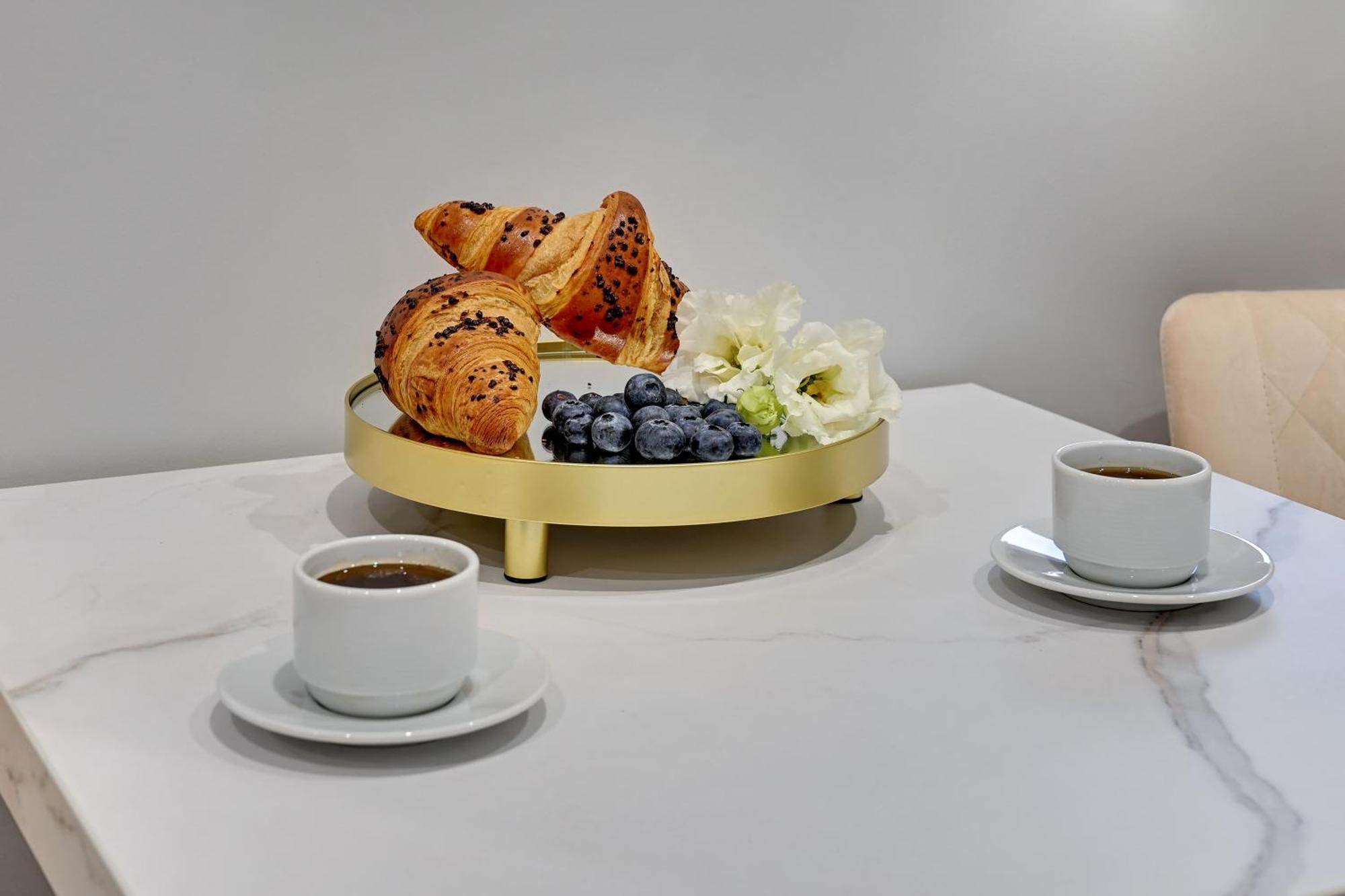 Doki Living & Foodhall By Downtown Apartments Γκντανσκ Εξωτερικό φωτογραφία