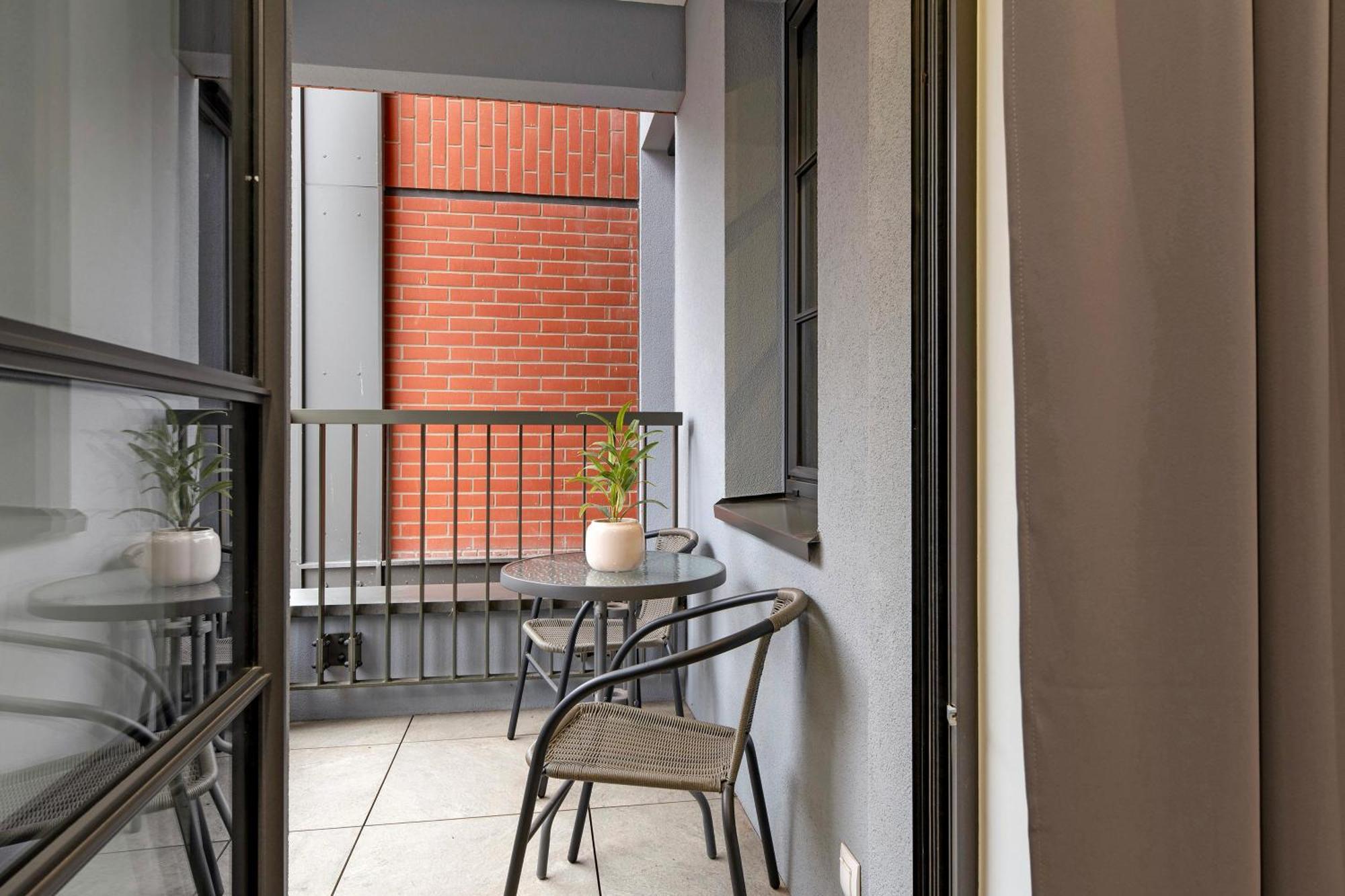 Doki Living & Foodhall By Downtown Apartments Γκντανσκ Δωμάτιο φωτογραφία
