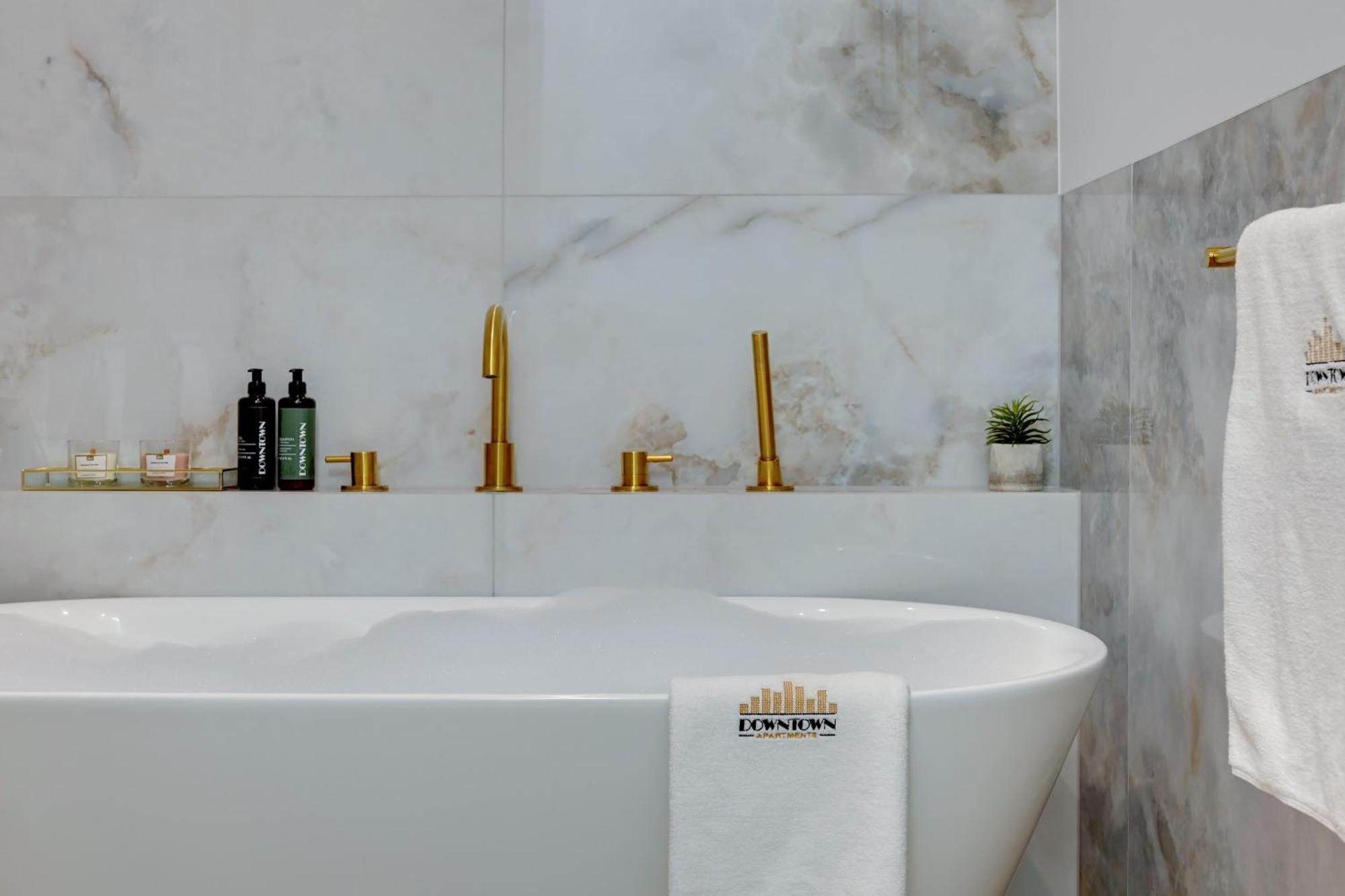 Doki Living & Foodhall By Downtown Apartments Γκντανσκ Δωμάτιο φωτογραφία